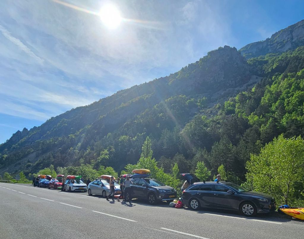 Als de auto’s stil staan, is het dan ook nog steeds een colonne?