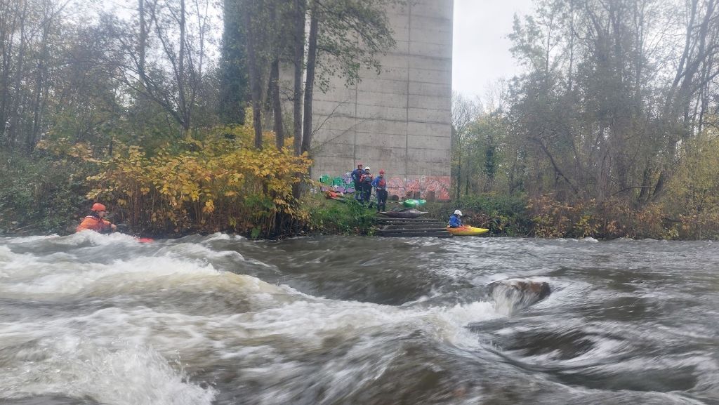 Instap onder de snelweg