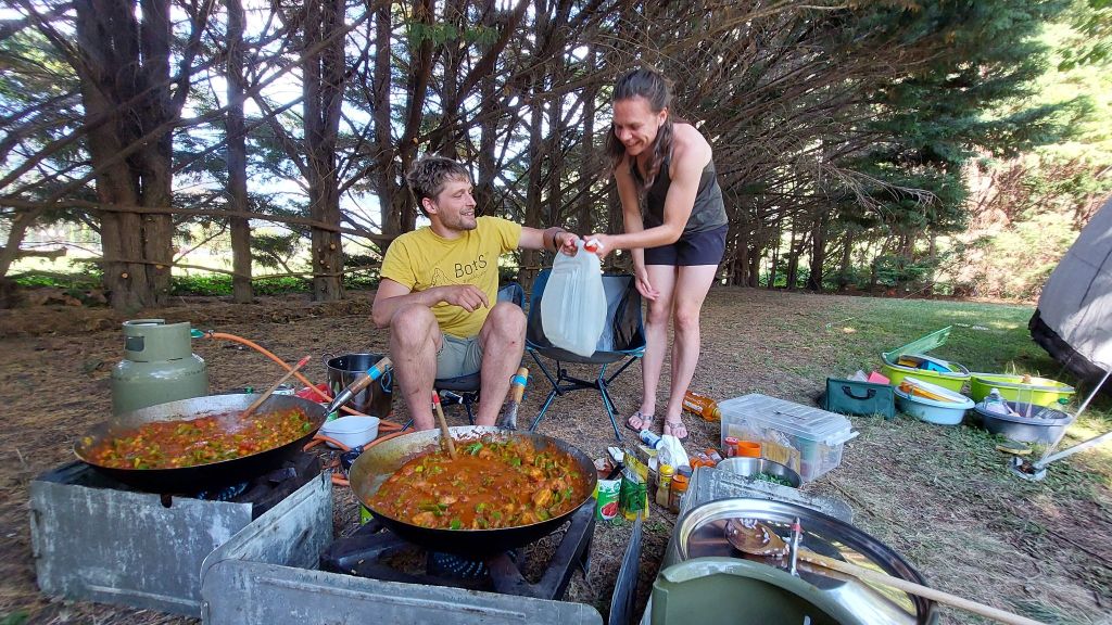 “De linkse pan is normaal, de rechtse pan heeft wat meer pit”